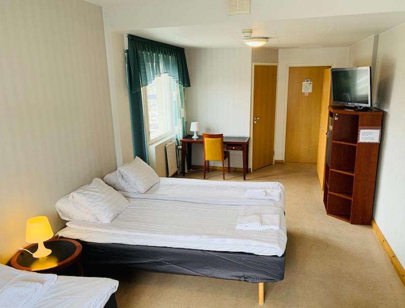 Hotelli Uninen Kotka Bagian luar foto
