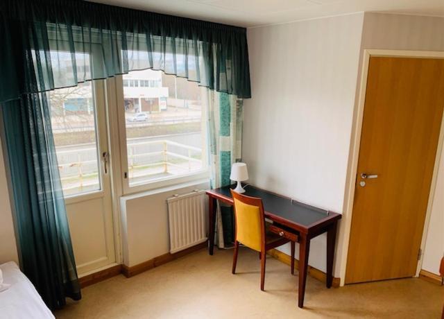 Hotelli Uninen Kotka Bagian luar foto