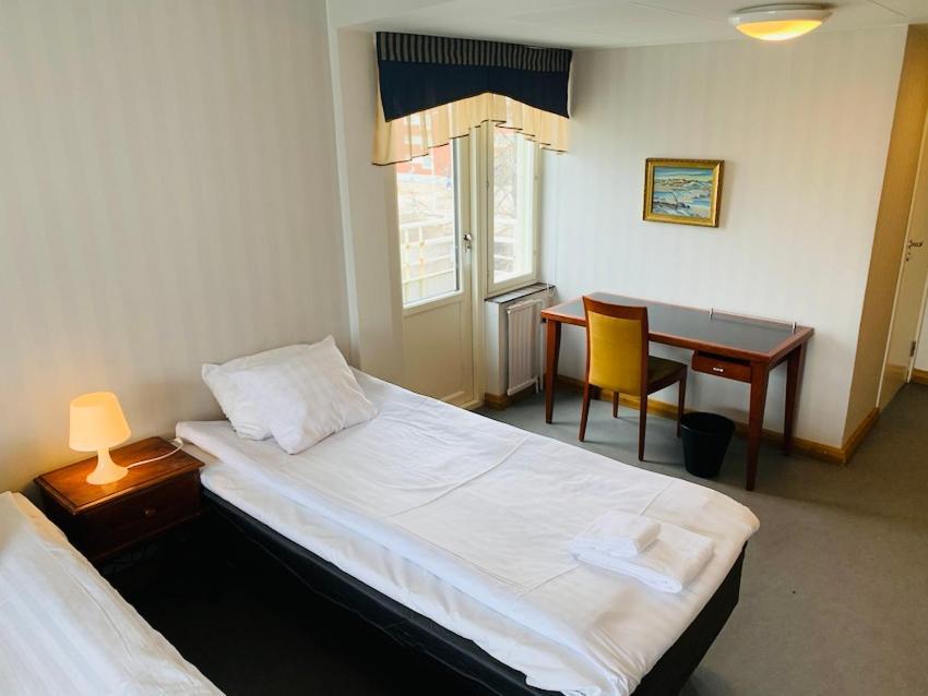 Hotelli Uninen Kotka Bagian luar foto